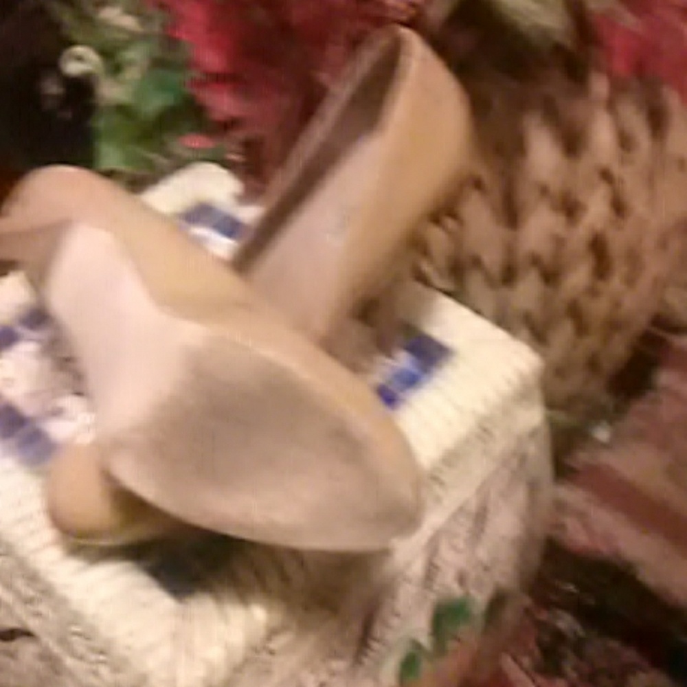 Shoes - Picture 5 of 5